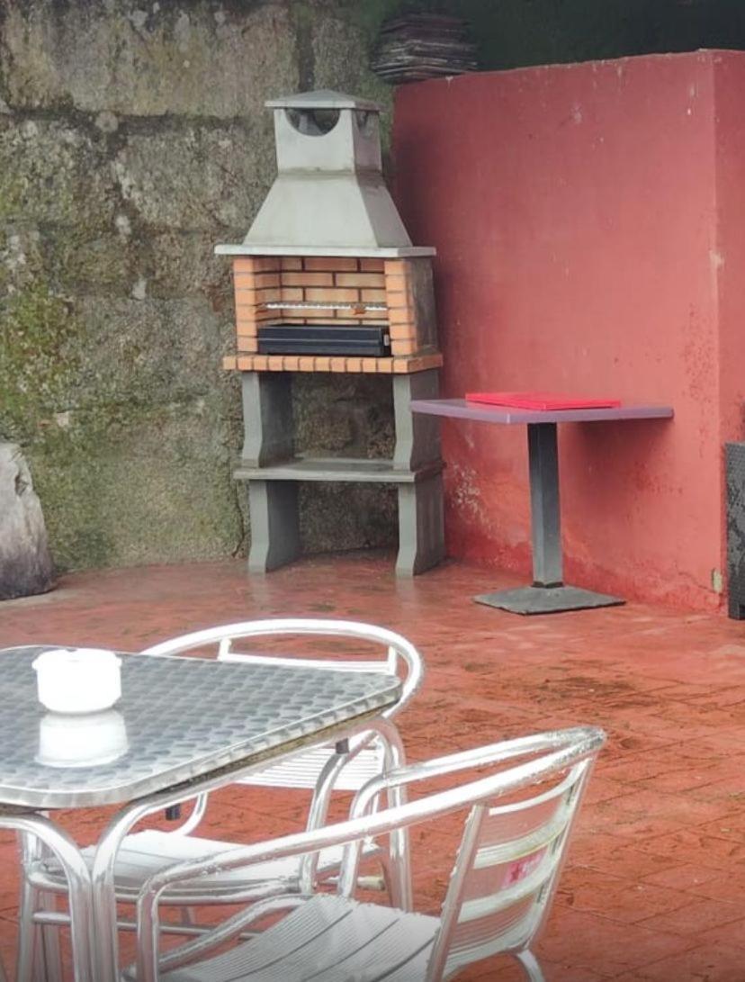 Alojamiento Entero Con Piscina Y Jardin. Ourense Exterior foto